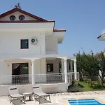 Βίλα Ekin